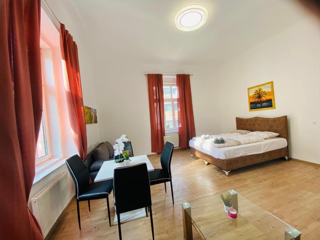 Quad-Room Near Prater Stern Vienna Esterno foto