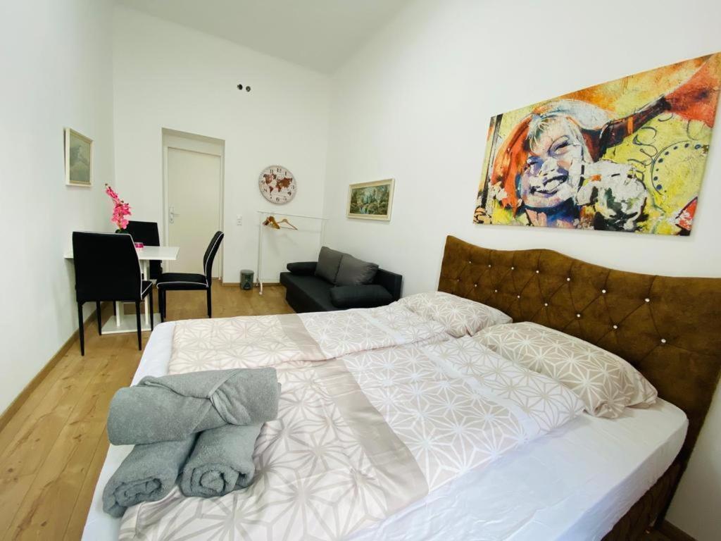 Quad-Room Near Prater Stern Vienna Esterno foto