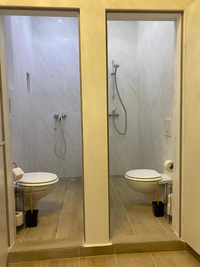 Quad-Room Near Prater Stern Vienna Esterno foto