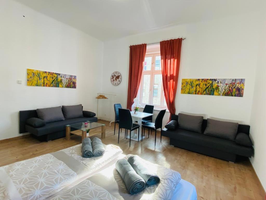 Quad-Room Near Prater Stern Vienna Esterno foto